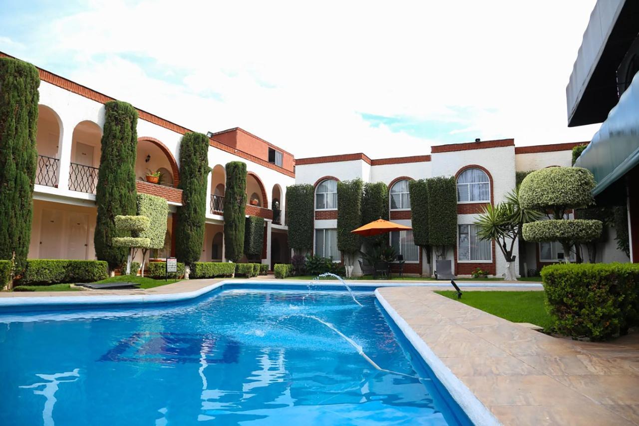 Hotel & Suites Villa Del Sol Morelia Kültér fotó