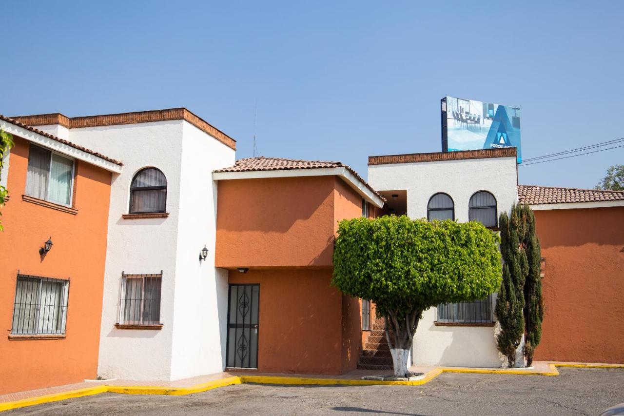 Hotel & Suites Villa Del Sol Morelia Kültér fotó