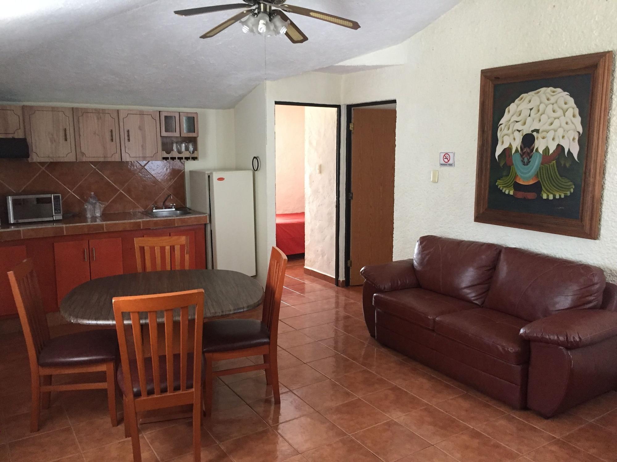 Hotel & Suites Villa Del Sol Morelia Kültér fotó