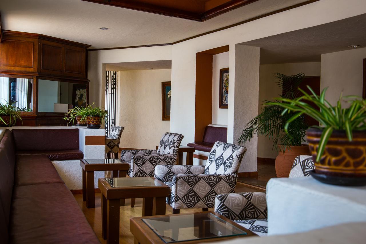 Hotel & Suites Villa Del Sol Morelia Kültér fotó